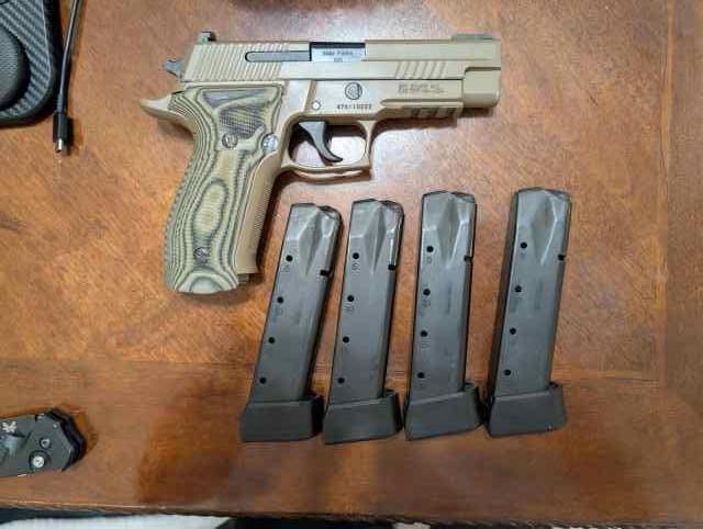 FDE, 226 Tacops 9mm 