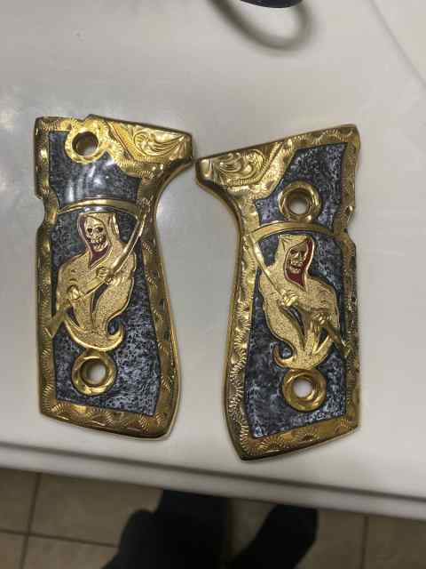Beretta 92fs gold grips 