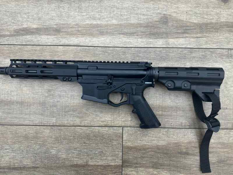 *NEW IN BOX* ATI ALPHA MAXX ALUMINUM UPPER 5.56