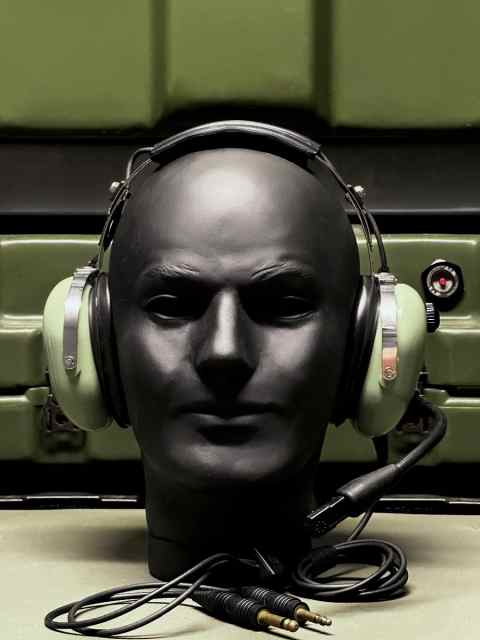 MILITARY DAVID CLARK COMMUNICATION HEADSET