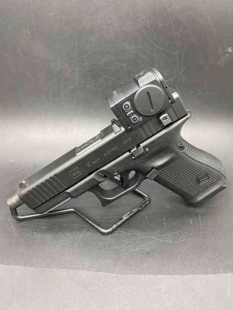 B&amp;T Hushpuppy Glock 19 Gen 5 with Aimpoint ACRO