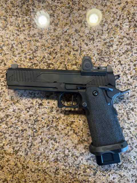 Triarc TRI-11 9mm 2011 in Multicam Black