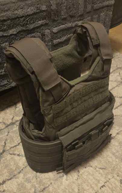 Paraclete PB IIIA body armor, LTC Ceramic 4 plates