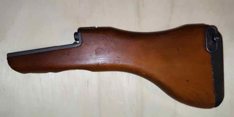 Uzi Tyoe 4 wooden stock with metal buttstock