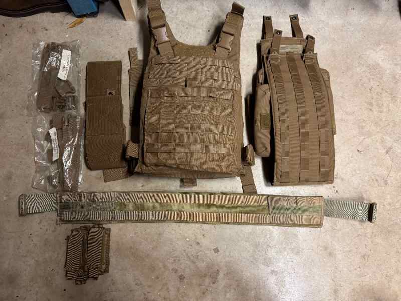 USMC Plate Carrier &amp; Large ESAPI Plates