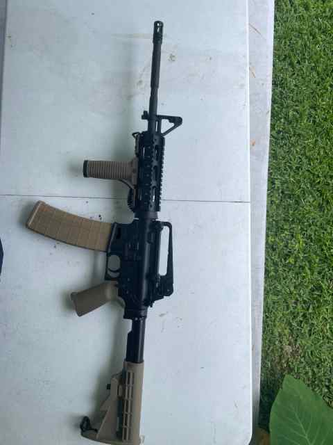 $400 - Bushmaster XM15-E2S, AR-15, 5.56 NATO