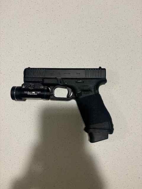 Glock 19