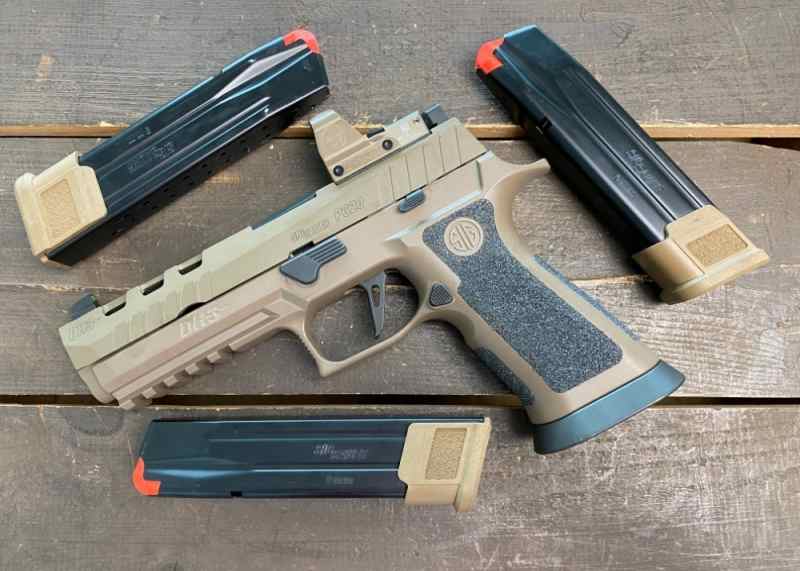 Sig Sauer P320 X-5 DH3 FDE W - Leupold DP-PRO 