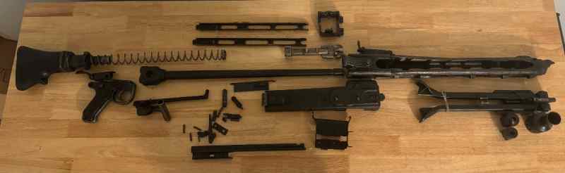 Yugo Mg42 parts kit