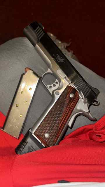 KIMBER 1911 TWO TONE CUSTOM 2 45acp