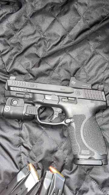 Smith &amp; wesson 9mm