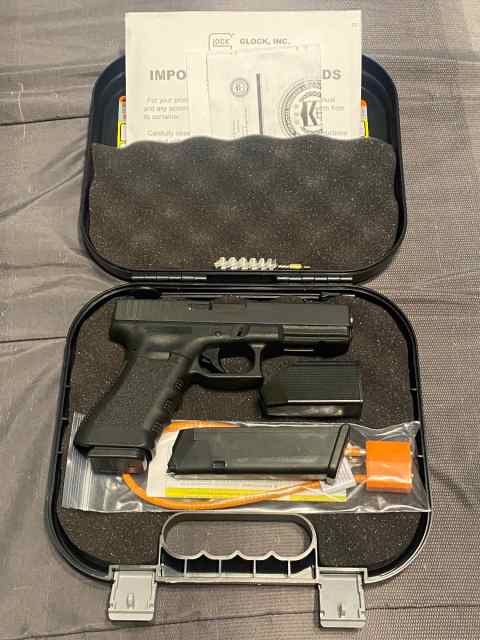G17 - Glock 17 - Gen 3 - Unfired
