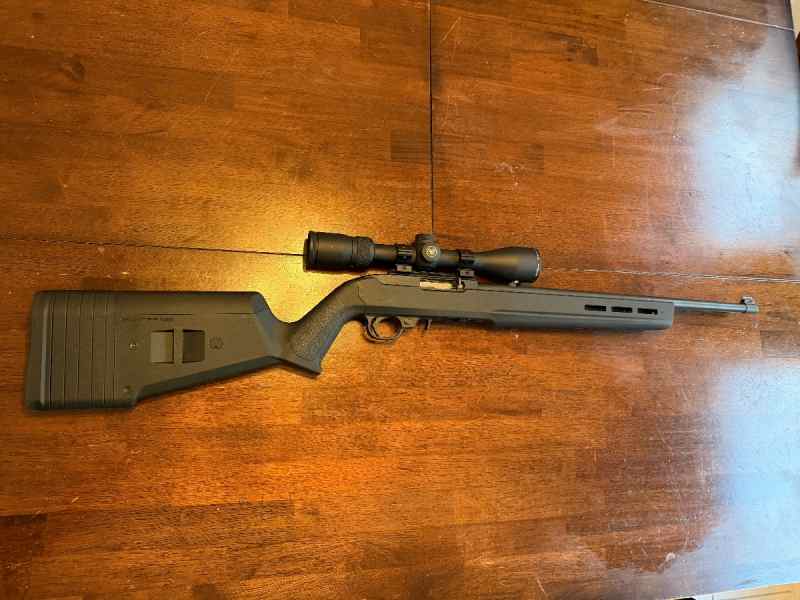 Ruger 10/22, Magpul stock, Vortex scope