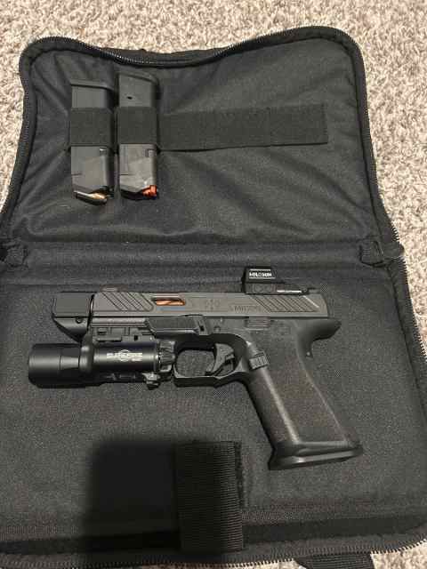 MR920c Elite with light and sight (Glock 19 size)