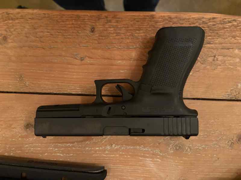 Glock 20
