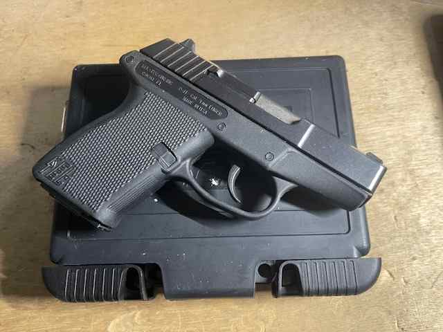 USED KelTec P-11 9mm 