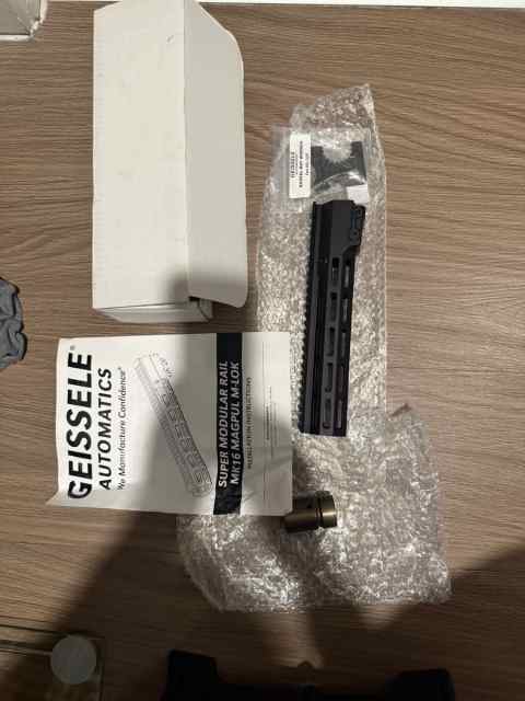 GEISSELE SUPER MODULAR RAIL 10.5 NEW!