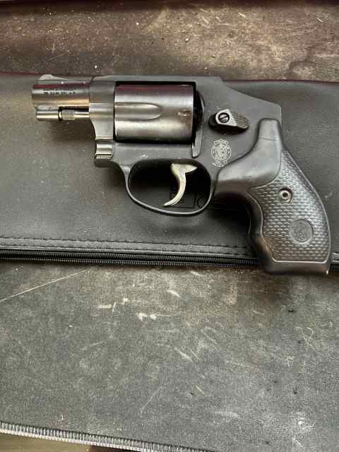 Smith and Wesson Airweight 38 special 