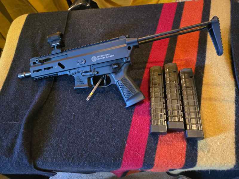 Stribog SP9A1 with Red Dot and Brace