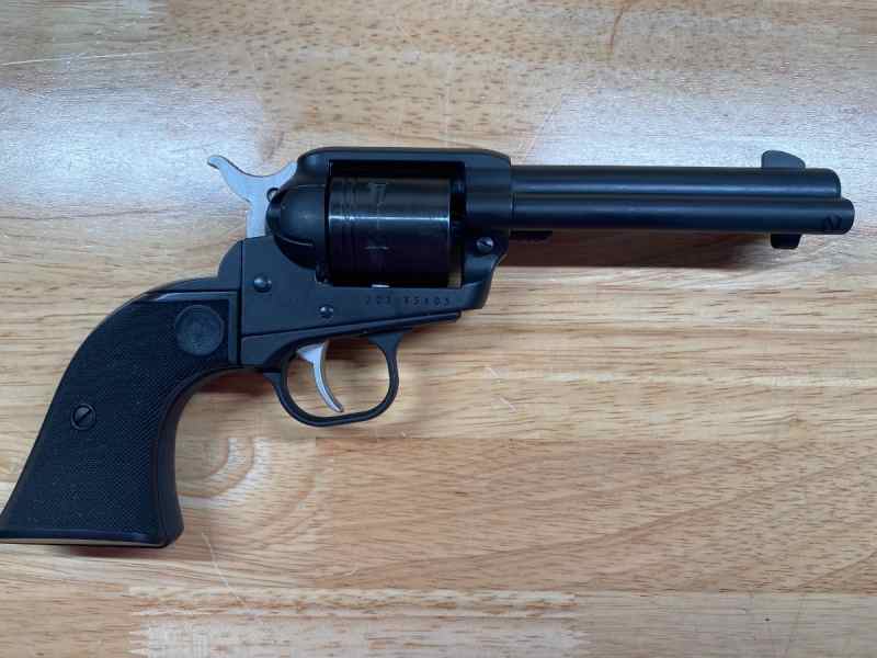 ** Perfect** Ruger Wrangler 22 LR with Holster 