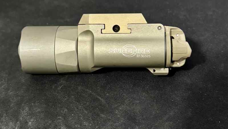 Surefire X300U-B FDE