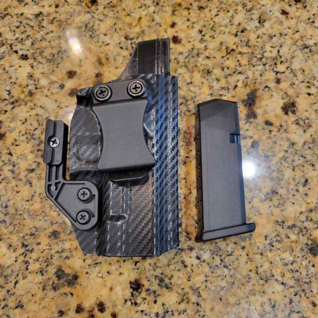 Glock 19 magazine and holster 