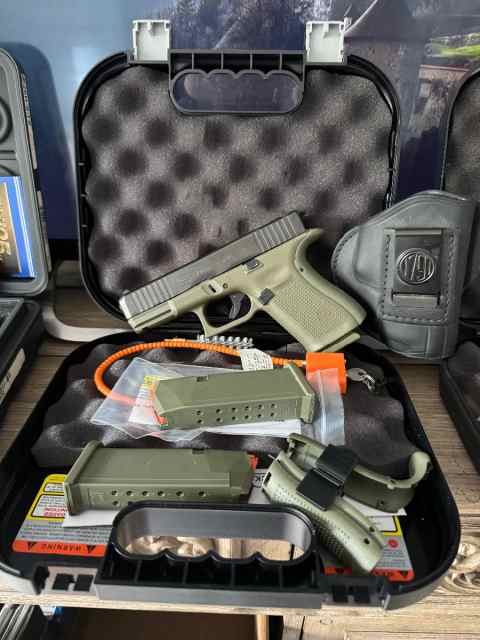 Glock G19 gen5 special color