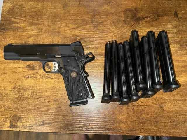 Springfield Garrison 9mm with 10 magazines