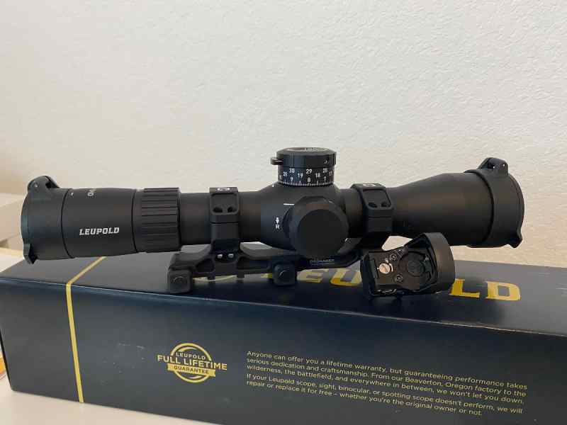 Leupold Mark 5HD 3.6-18x with Delta Point Pro