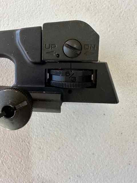 Carry handle