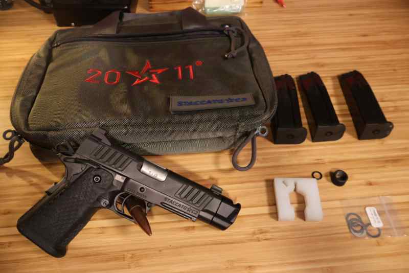 Stacatto C2 w/Threaded Barrel, Comp, Tritium Sight