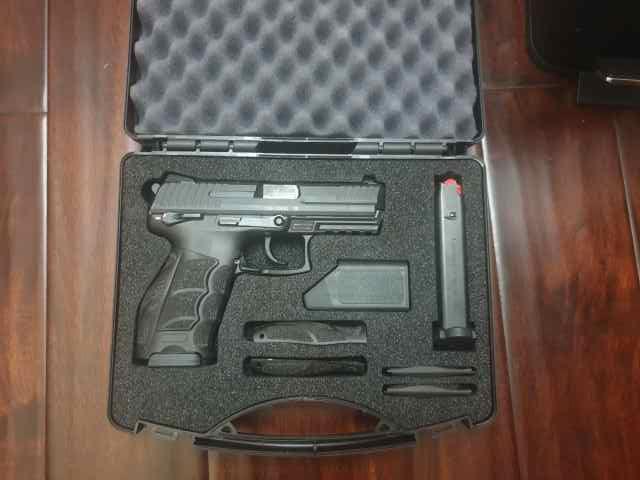 HK P30S two 17 round mags