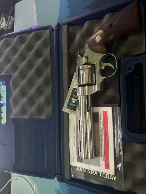 6inch colt python