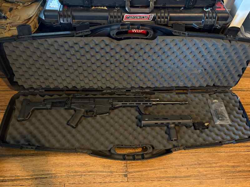 Bushmaster ACR with Geissele Super ACR trigger 