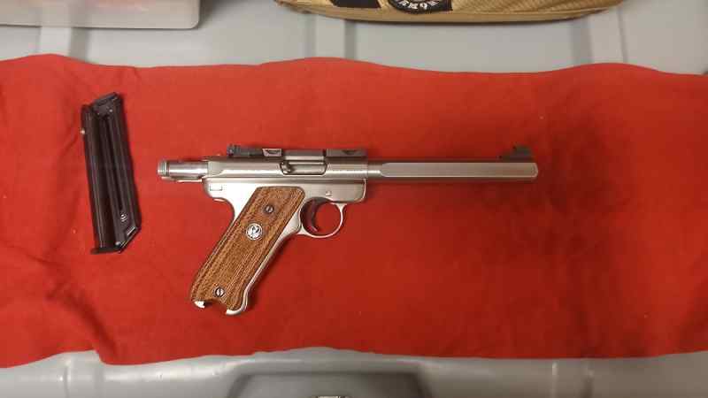 RUGER COMPETITION TARGET MODEL 22 LR 6.75 IN 