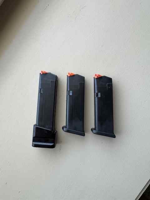 Glock factory 43x 10rd Magazines (3)