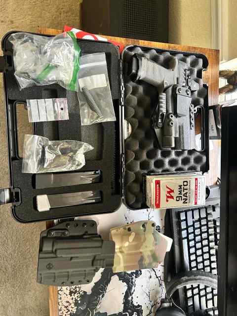 Walther PDP Pro SD Compact W/ Extras