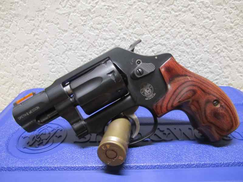 Smith &amp; Wesson 351PD 22mag