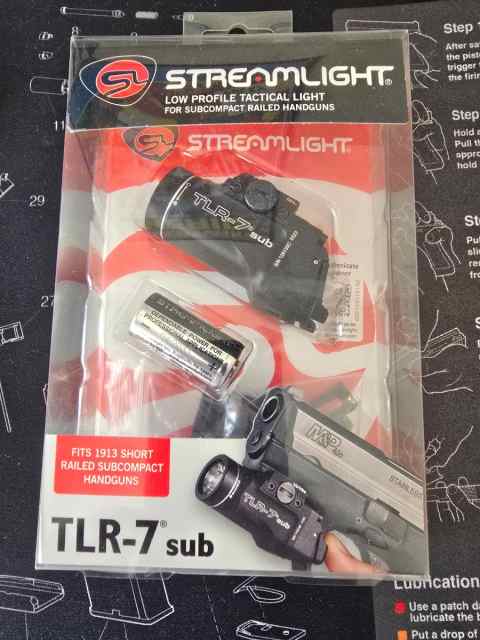 Streamlight tlr7 sub  1913 and glock rails