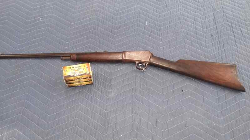 Winchester model 3