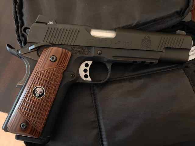 Springfield Lightweight Operator 45 ACP with rail