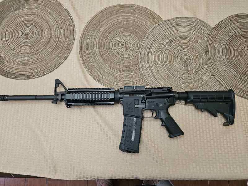 Stag Arms 556 and this a Left Hand 