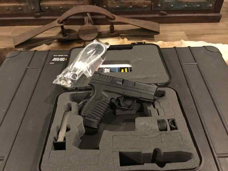 Springfield XDS 9   3.3 “