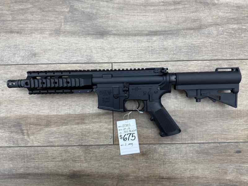 *USED* DPMS QUAD RAIL AR PISTOL IN 300 BLKOUT