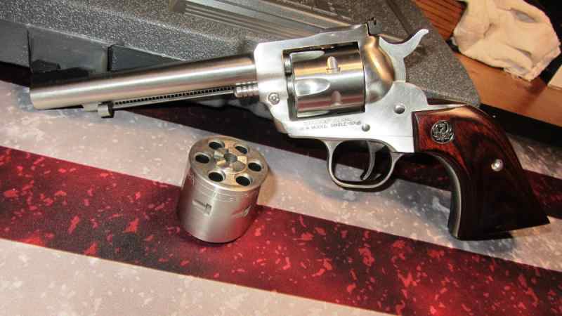 Ruger New Model Single Six .22 (0).JPG