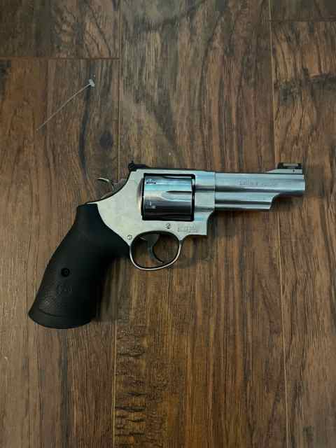 Smith&amp;Wesson 44 Magnum