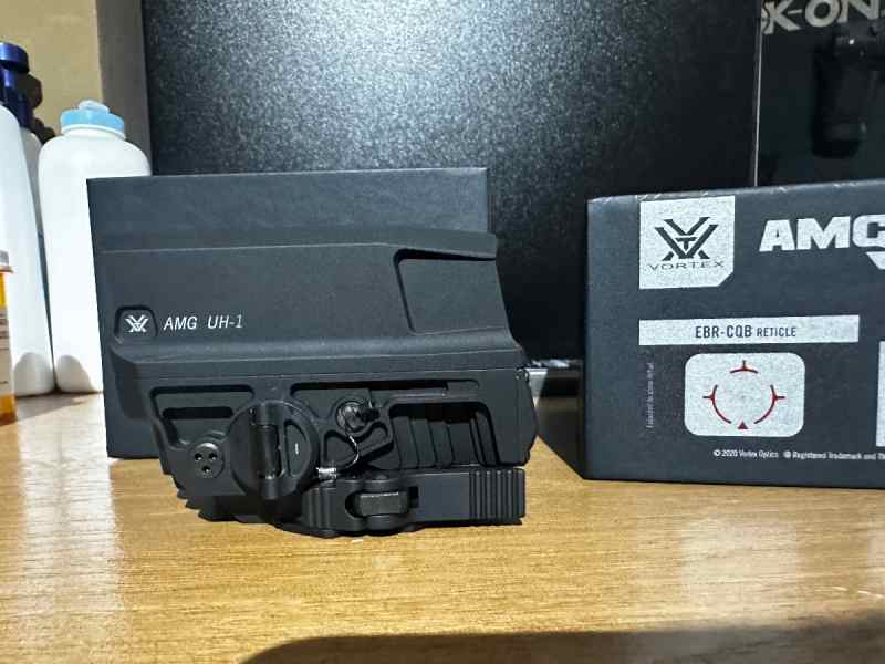 Vortex AMG UH-1 Gen II Holographic 