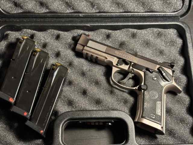 Beretta 92X Performance Carry Optyic - Competition