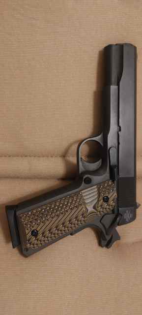 Rock Island 1911A1 FS