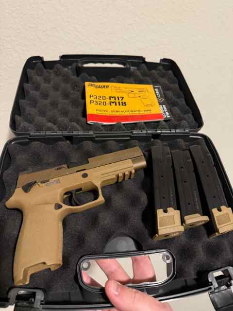 Sig P320 M17